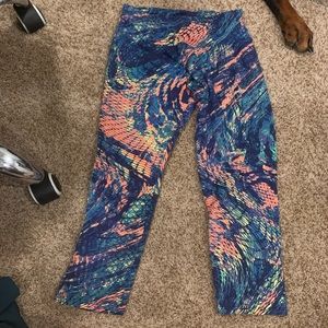 Brazil wear cropped leggings. Worn once size medium